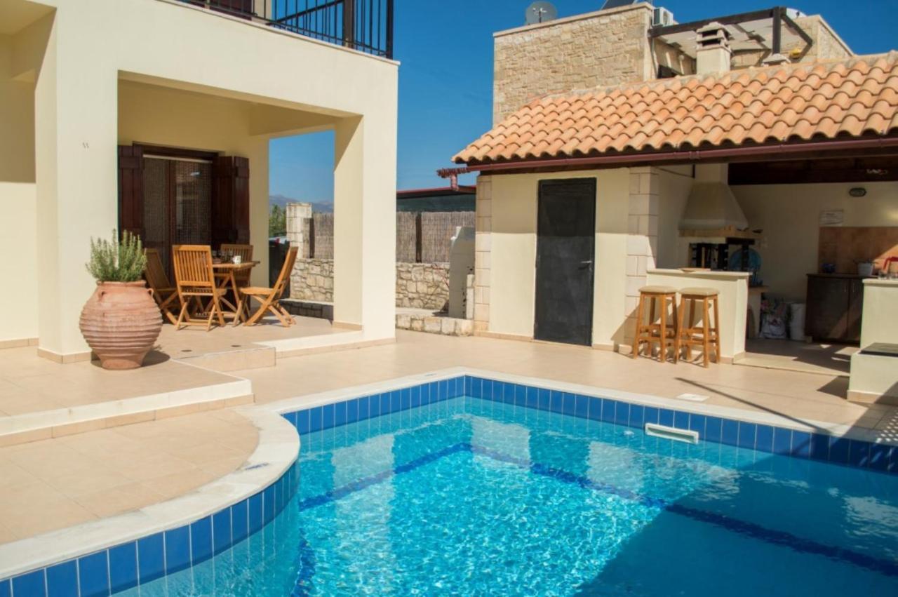 Villa Darmarohori Homeleader Extérieur photo