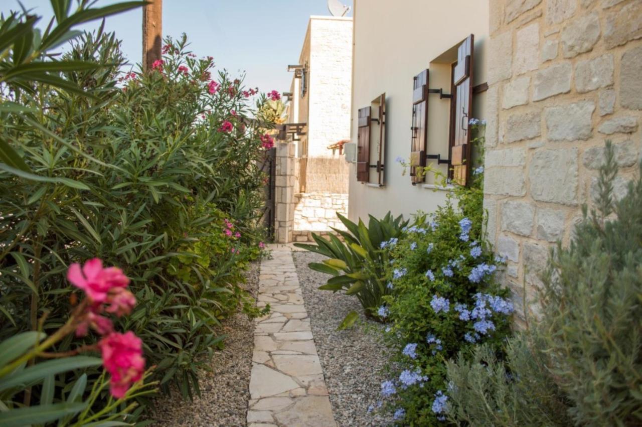 Villa Darmarohori Homeleader Extérieur photo